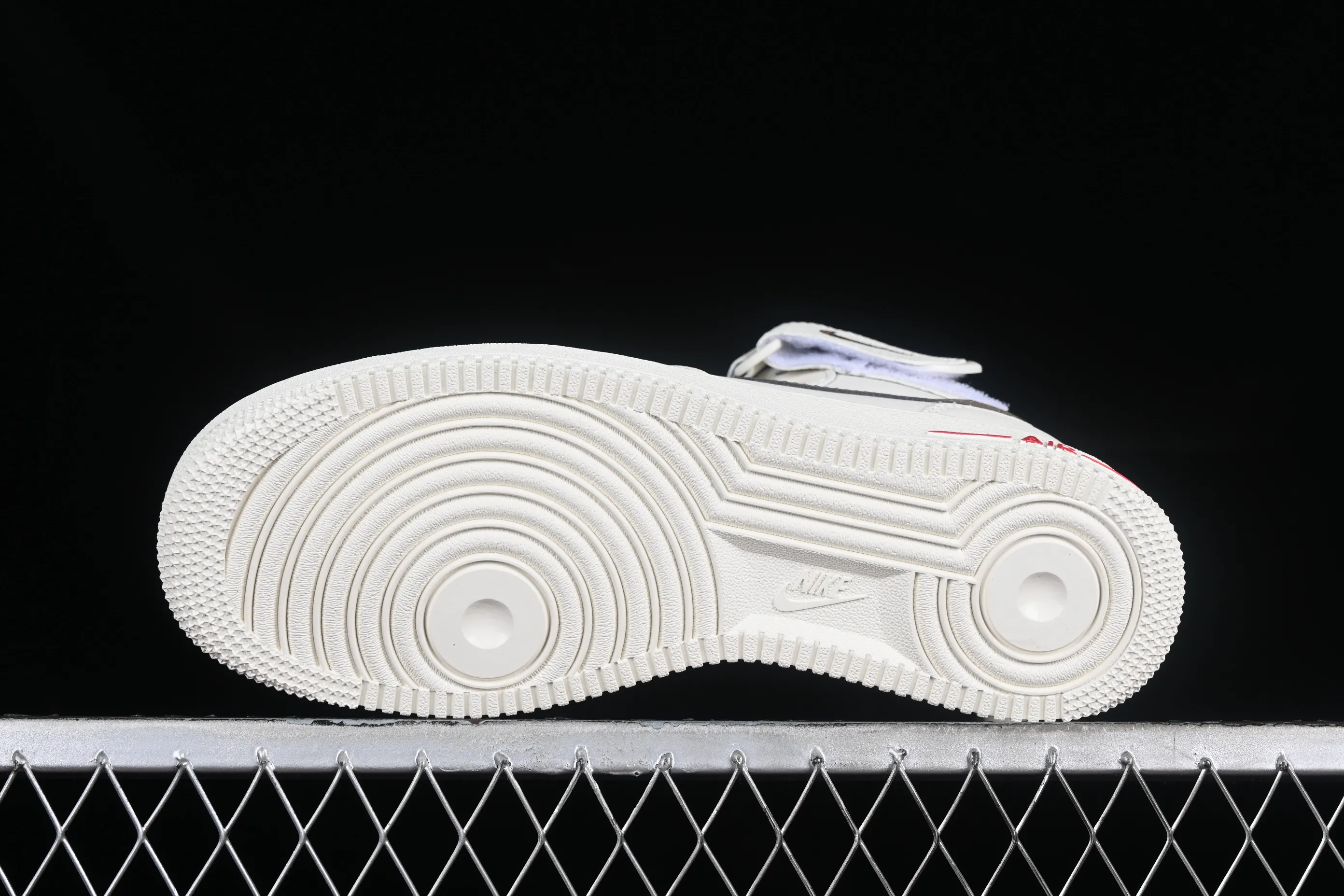 All categories Nk Air Force 1 Air Force series Nk Air Force 1 Mid Air Force mid-top Nk Air Force 1'07 Low Air Force One low-top casual sneakers 808123-996